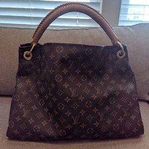💯 AUTHENTIC LOUIS VUITTON SHOULDER BAG
